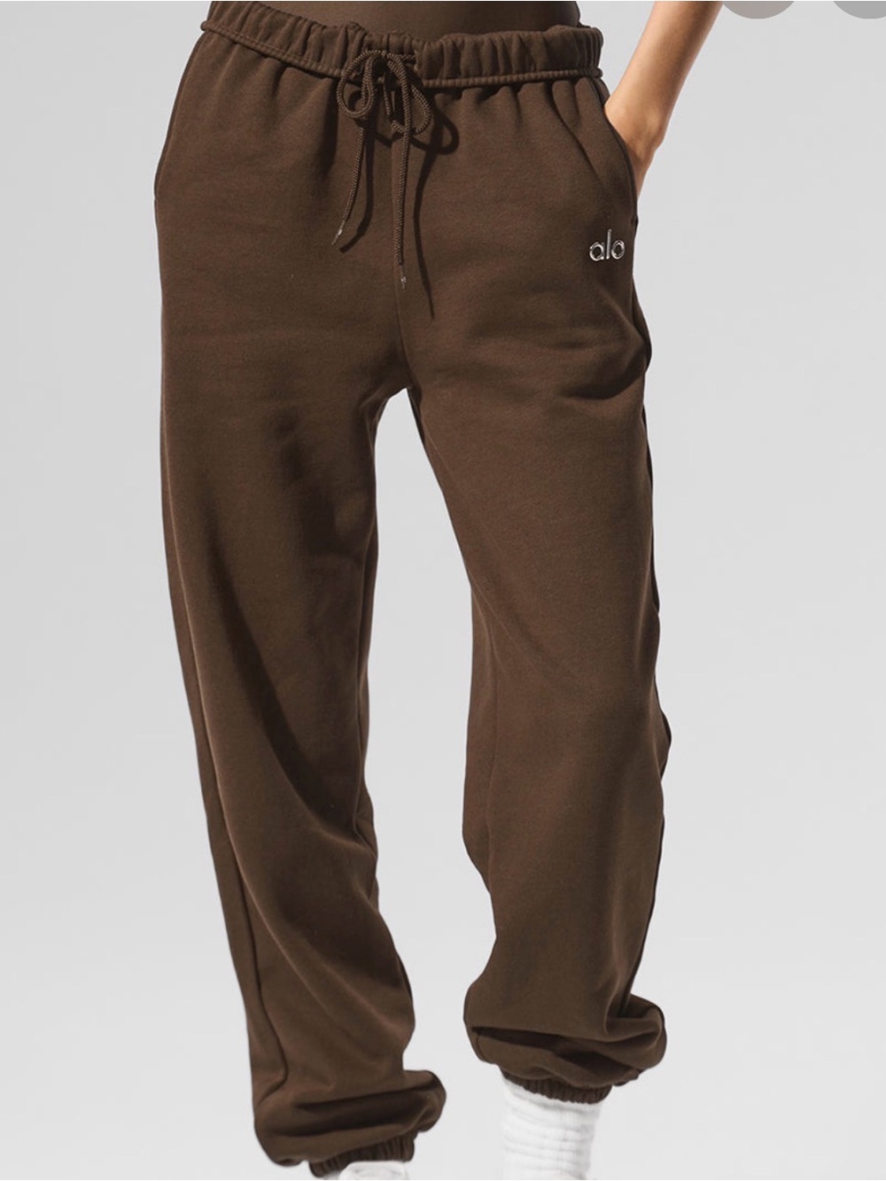 ALO Yoga Men's Dark Brown Drawstring Joggers